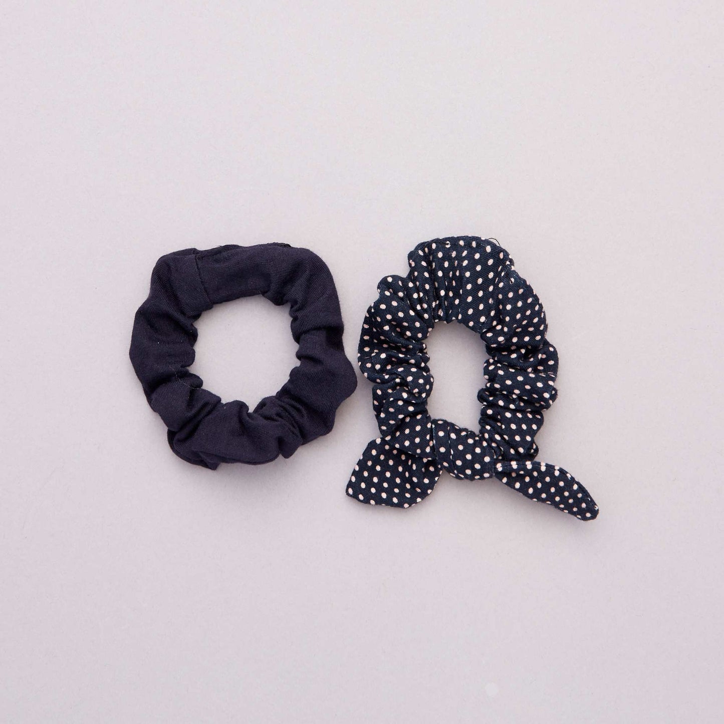 Pack of 2 scrunchies blue