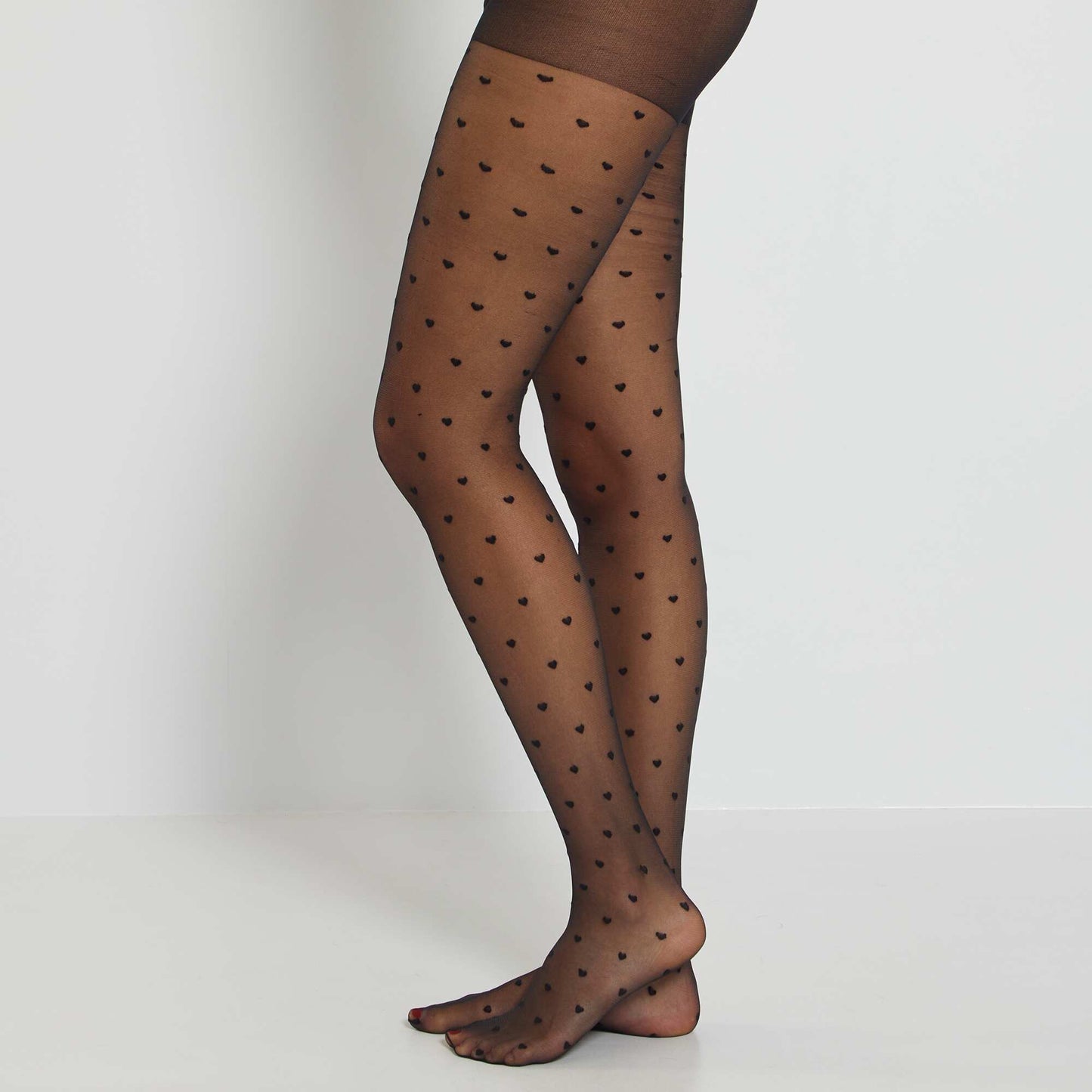 20-denier dotted voile tights with hearts black