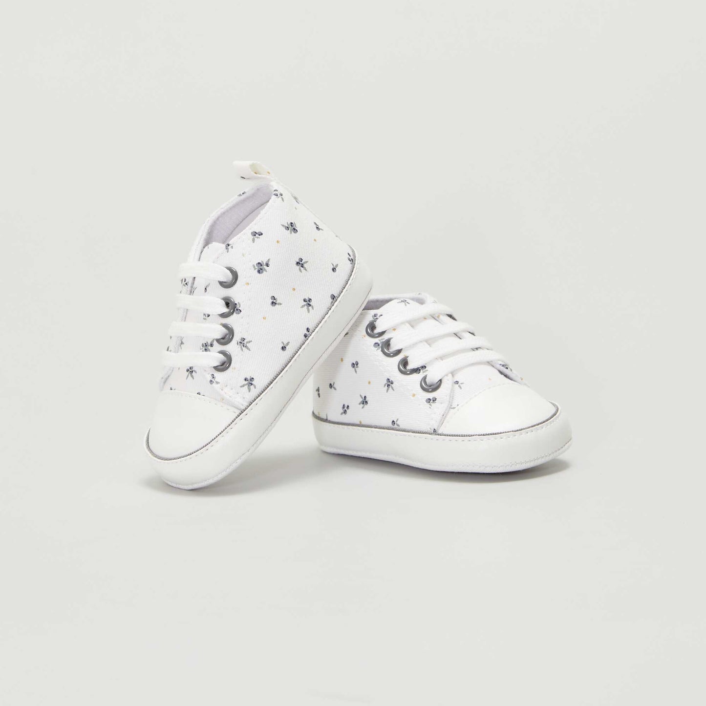 Canvas trainers with decorative print WHITE