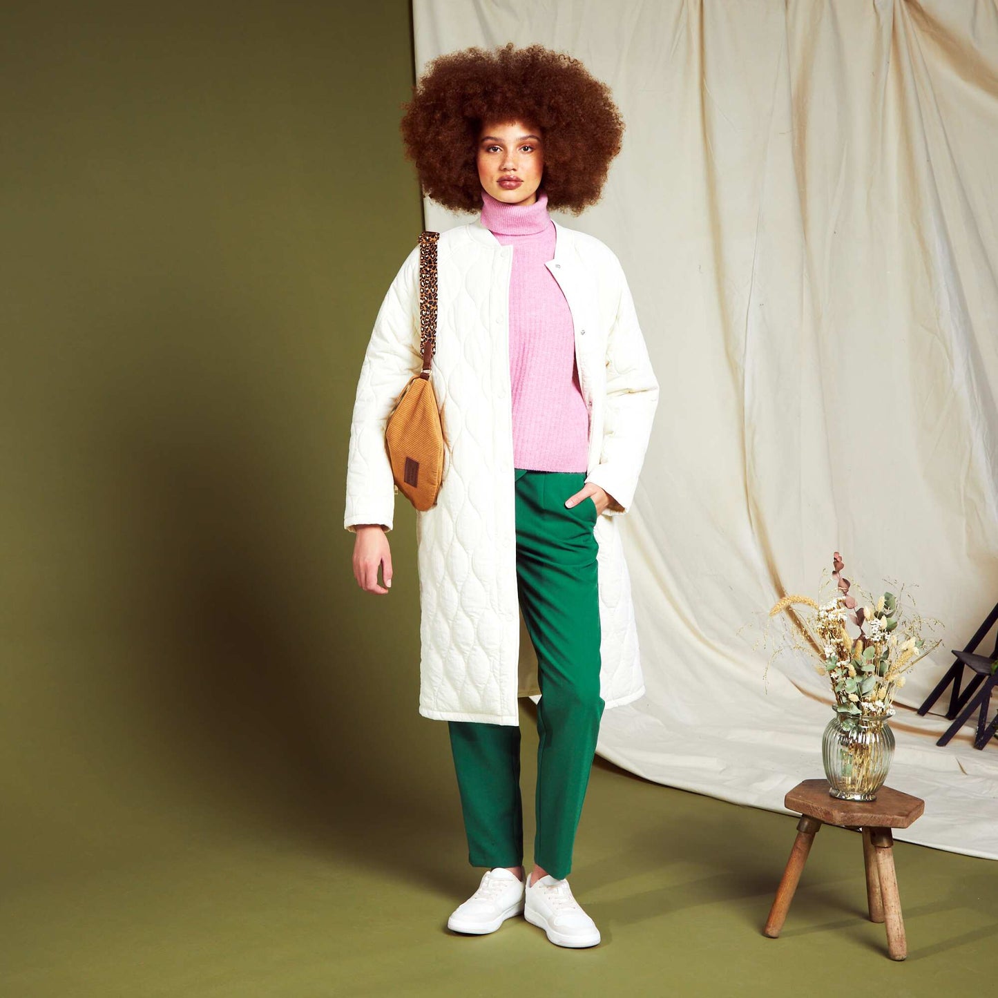 Carrot trousers with belt Green