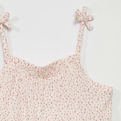 بلوزة بحزام السباغيتي أبيض