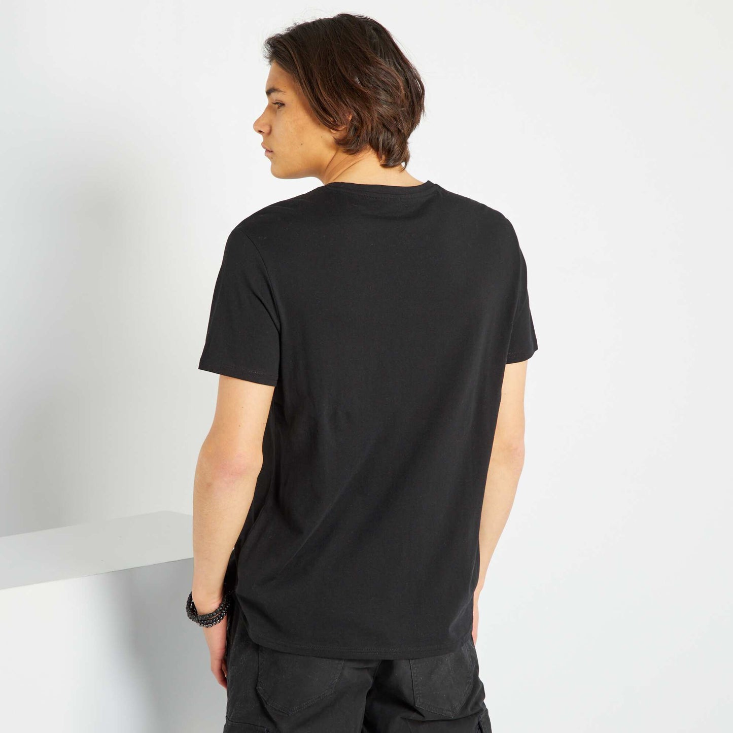 Short-sleeved T-shirt with breast pockets black