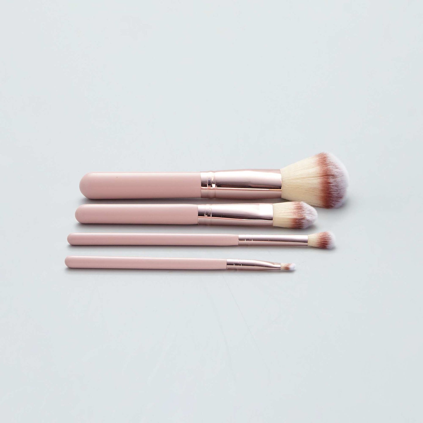 Set of 4 make-up brushes + make-up bag PINK