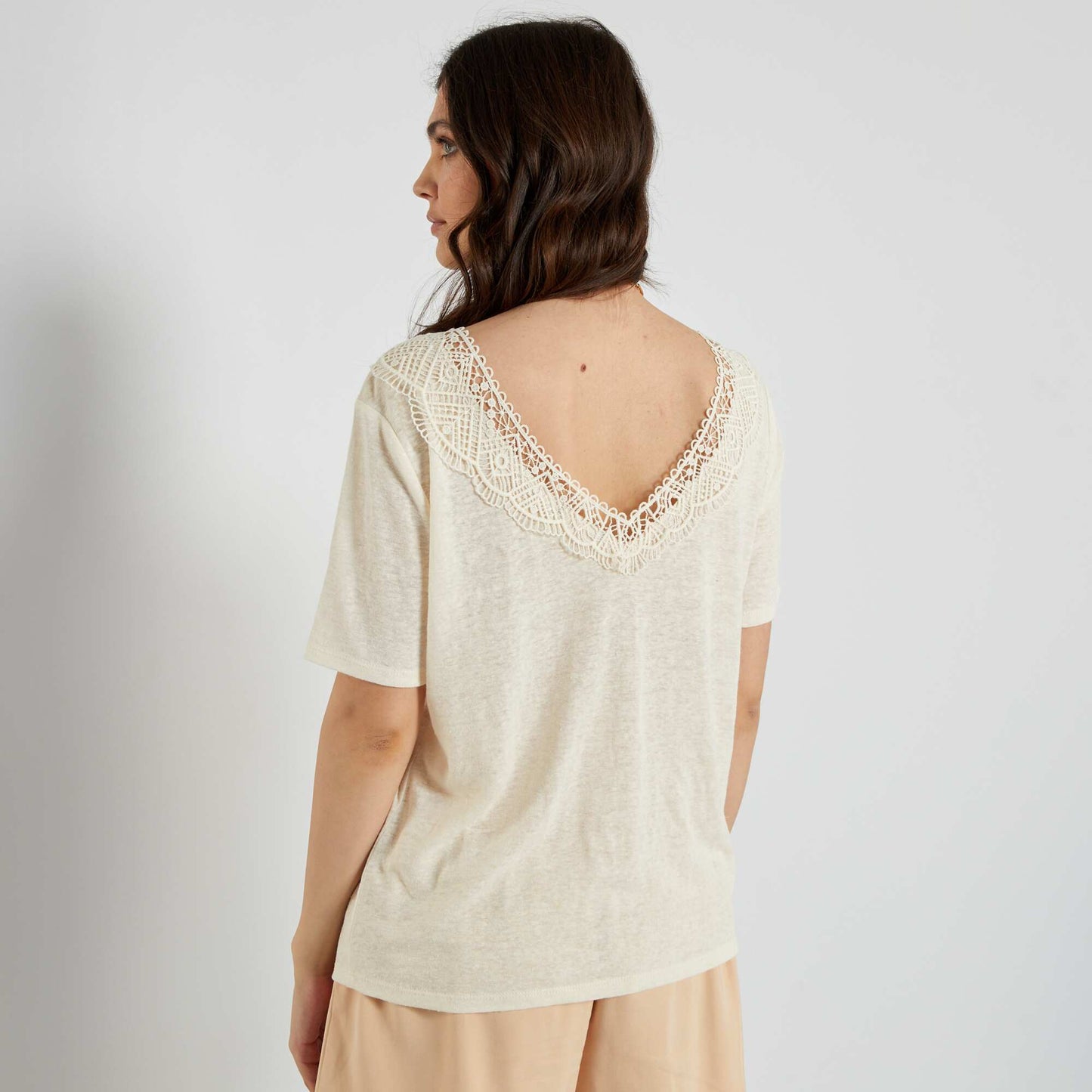 T-shirt with lace collar WHITE