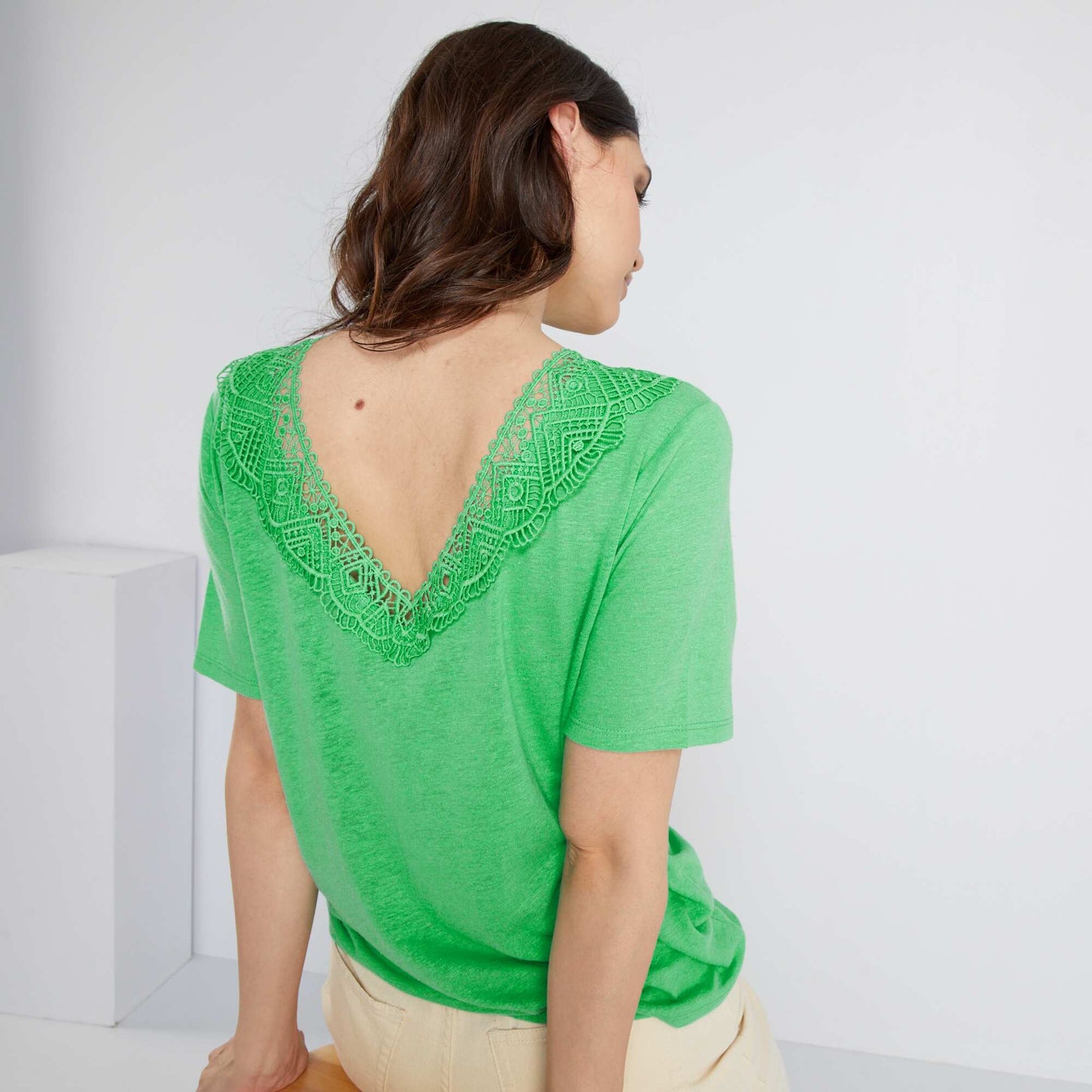 T-shirt with lace collar GREEN