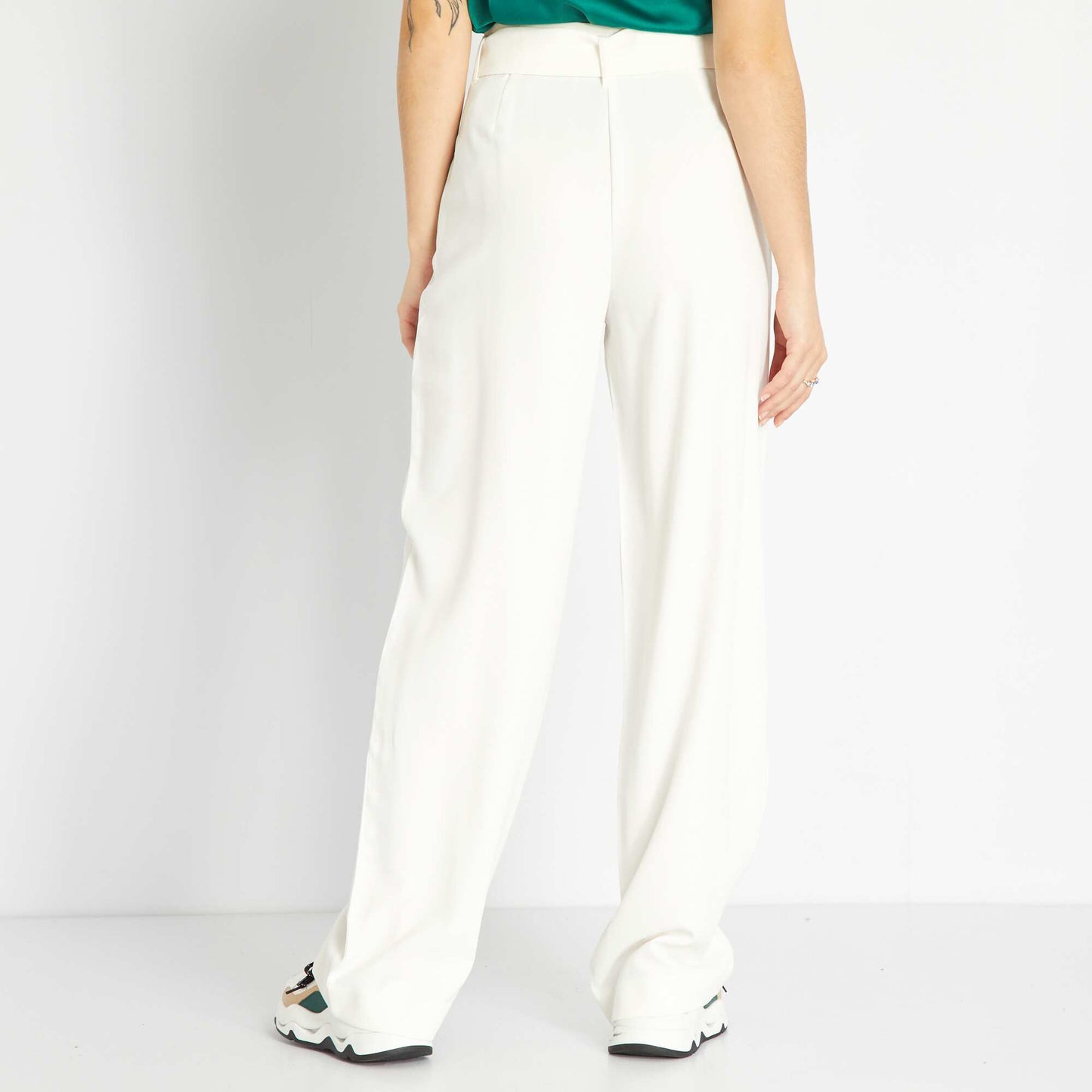 Wide-leg trousers with matching belt WHITE