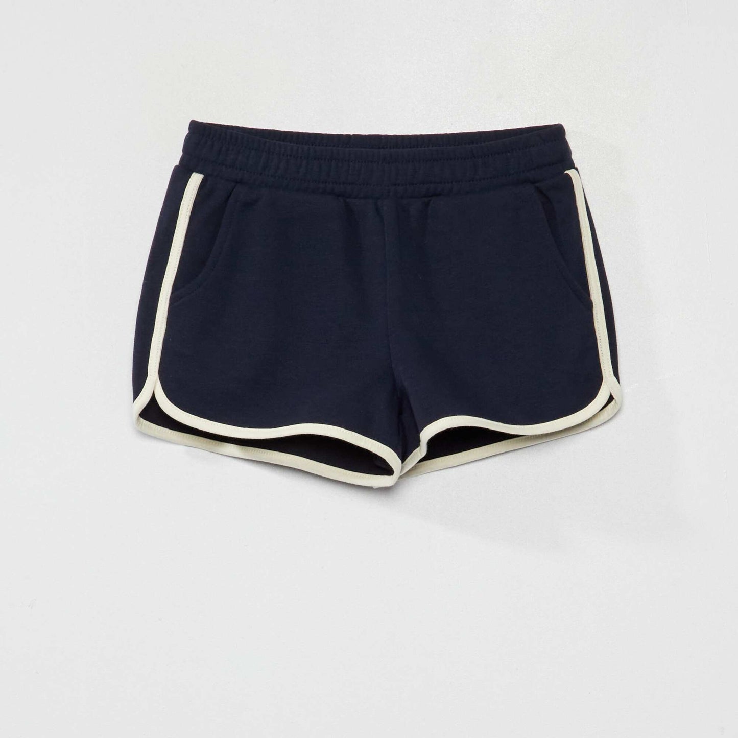Sweatshirt fabric shorts with contrasting trims blue