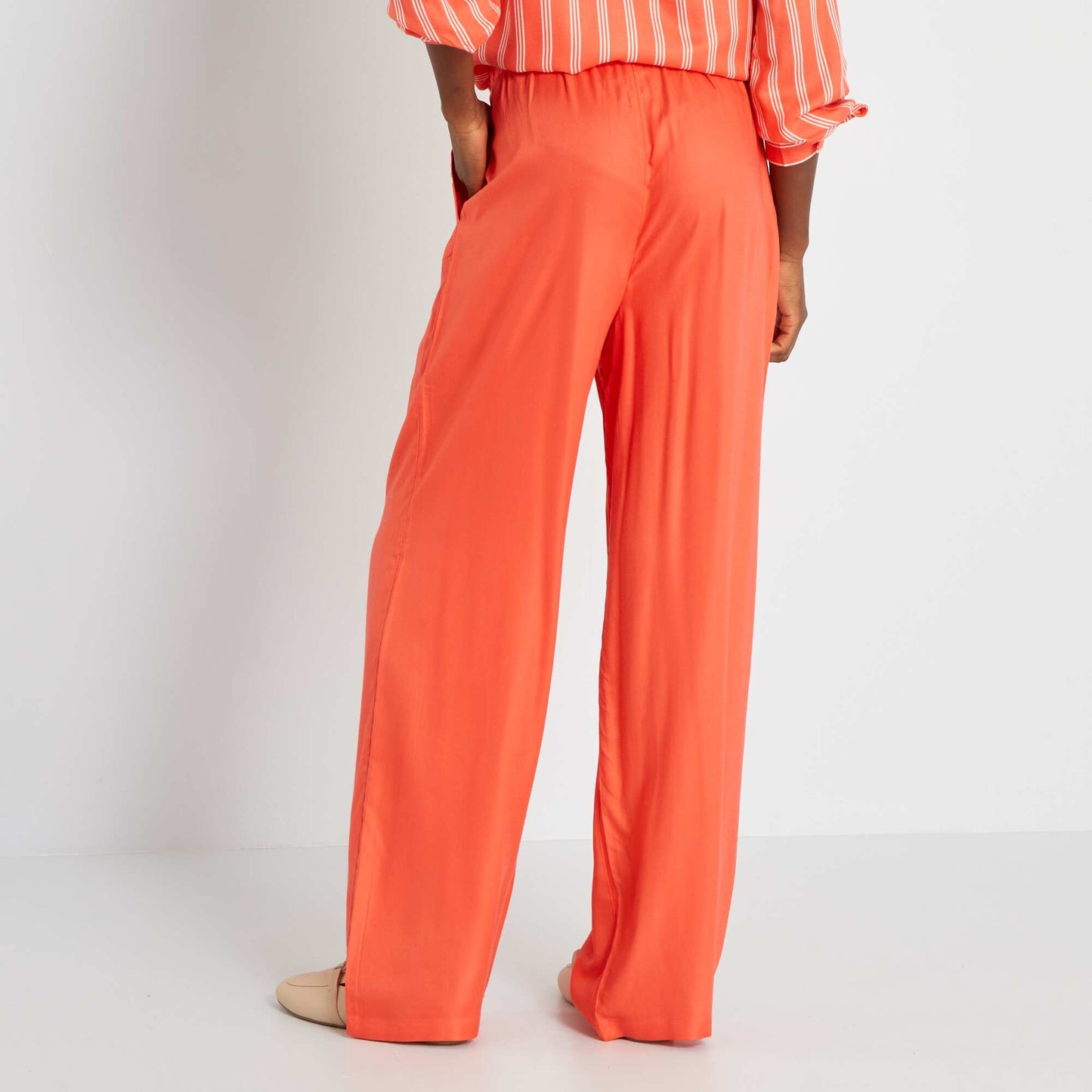 Flowing trousers with elasticated waist RED