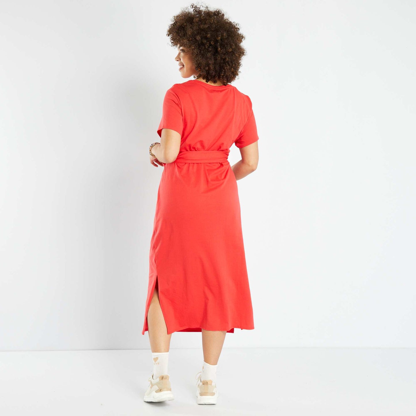 Mid-length jersey dress with belt red