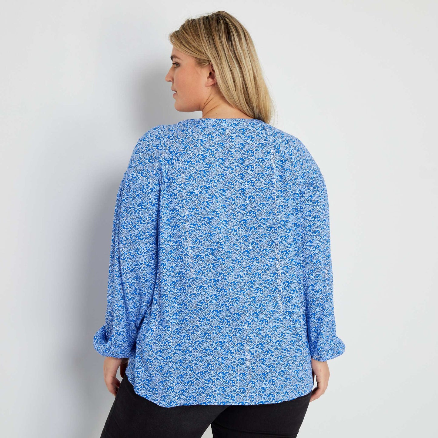 Patterned blouse with shiny thread BLUE